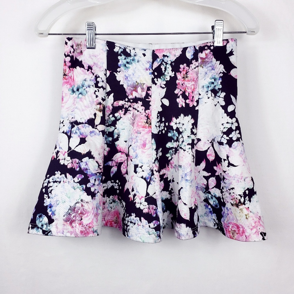 Pretty Floral Print Skirt
